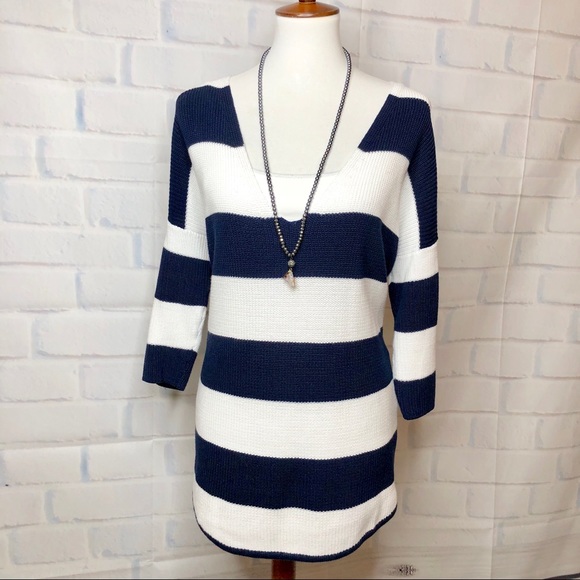 E X P R E S S : Classic “London” Striped Sweater - Picture 2 of 6